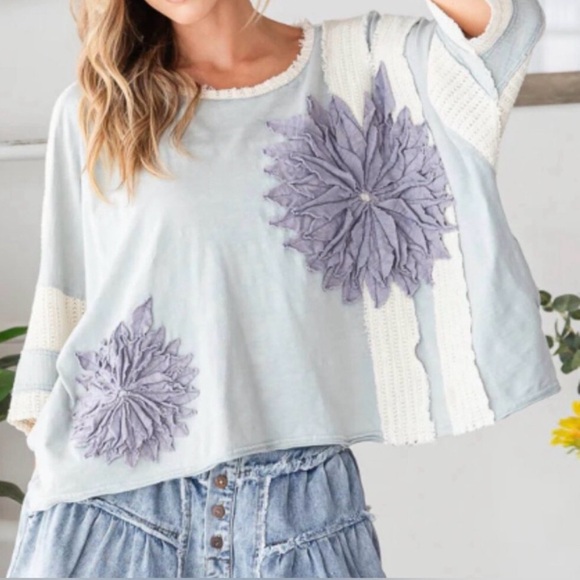 Oli & Hali Blue and Cream Blouse with Purple Floral Accent - Picture 8 of 12